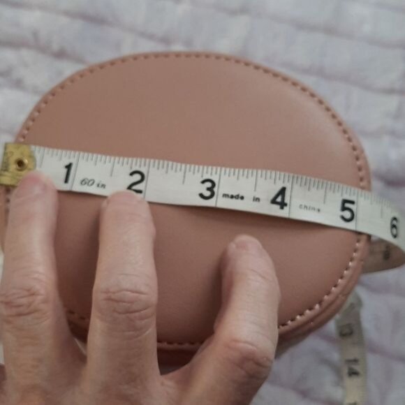 Kayla + Ava NWT Pink Vegan Leather Circular Buck Handbag  Detachable Chain Strap - Picture 5 of 11